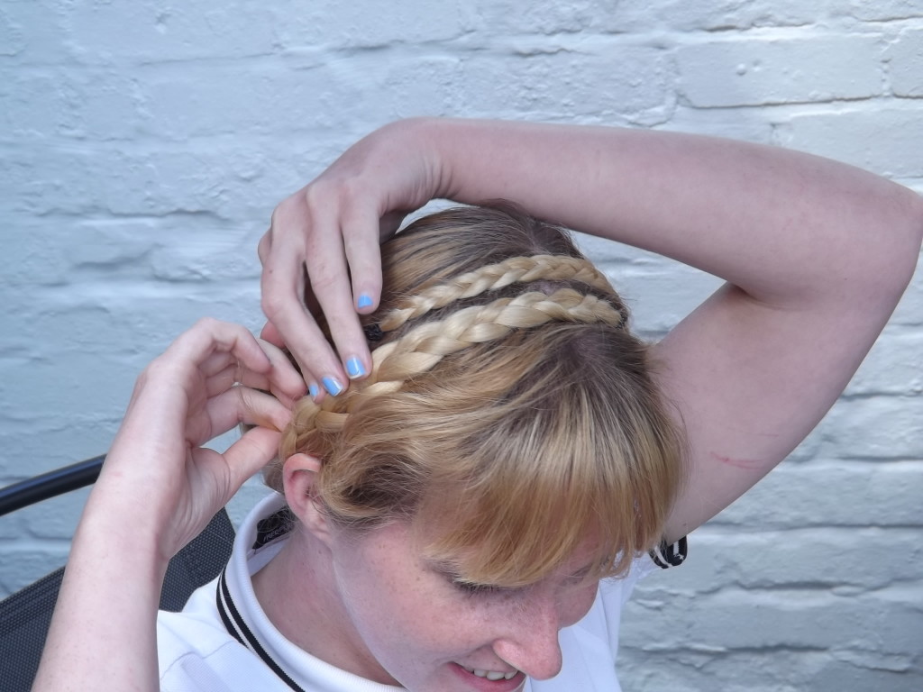 Guest Post: Milkmaid Braids with Nic from isayimposterista.com 6 Milkmaid braids