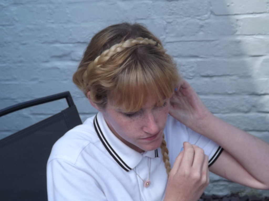 Guest Post: Milkmaid Braids with Nic from isayimposterista.com 5 Milkmaid braids