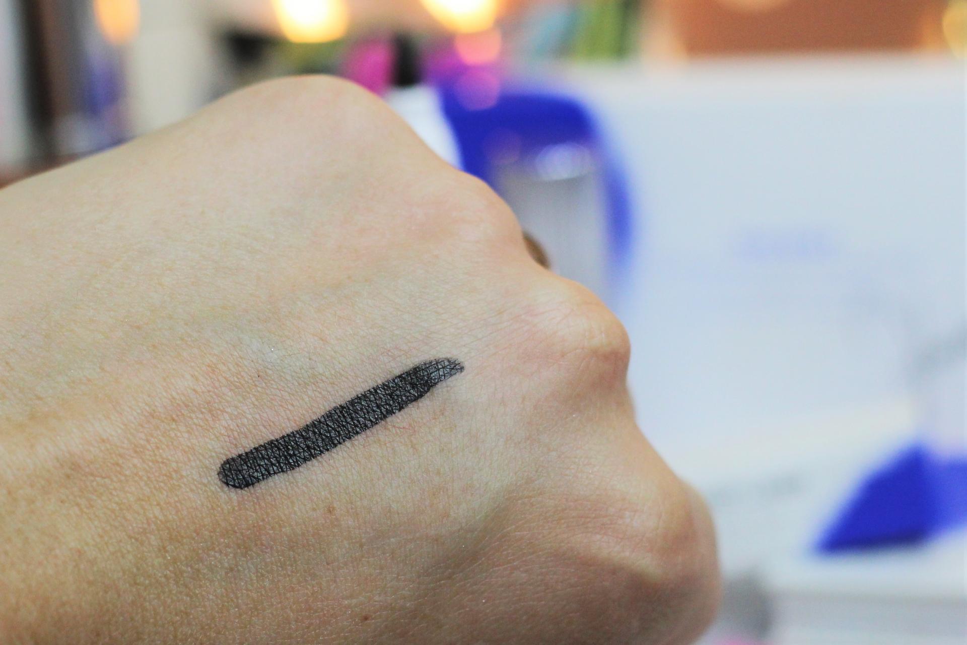 The Estée Edit The Blackest Liner