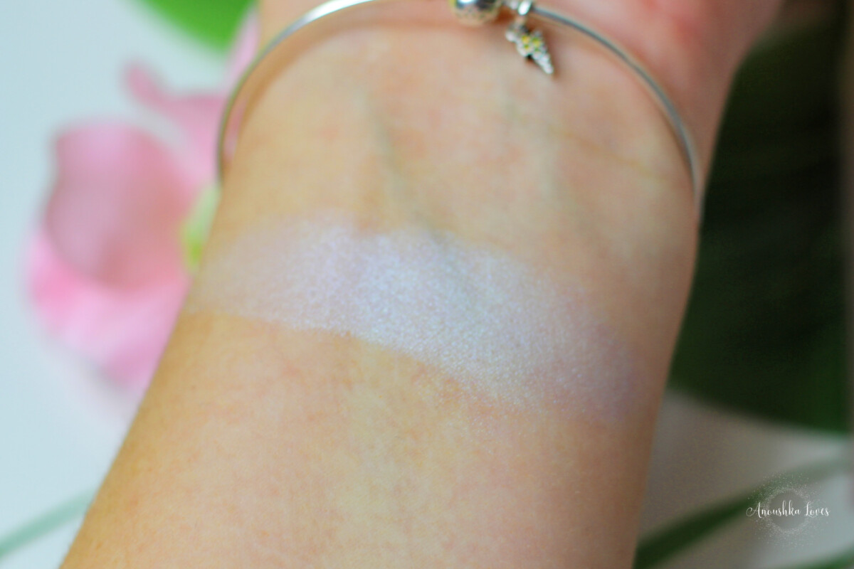 Too Faced Diamond Light Highlighter 6 Too Faced diamond light Too Faced Diamond Light Highlighter